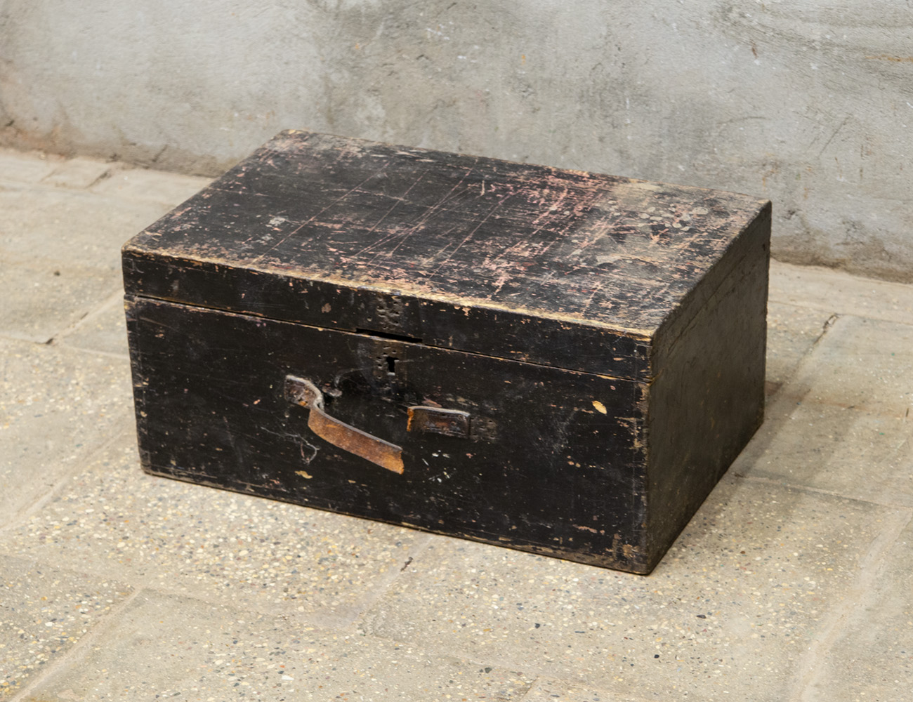 Старинный ящик