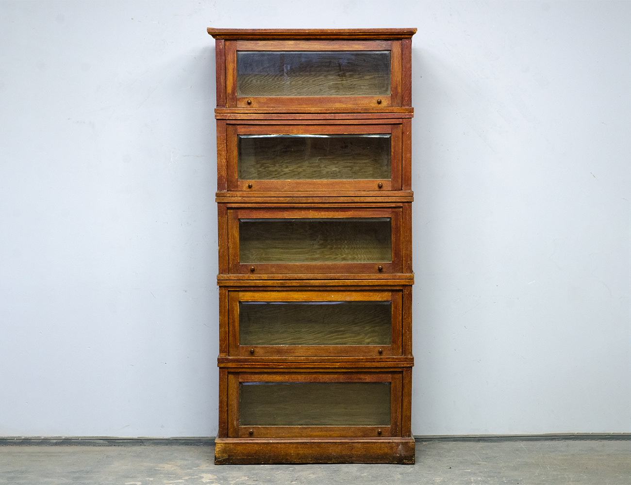 Старинные книжные полки