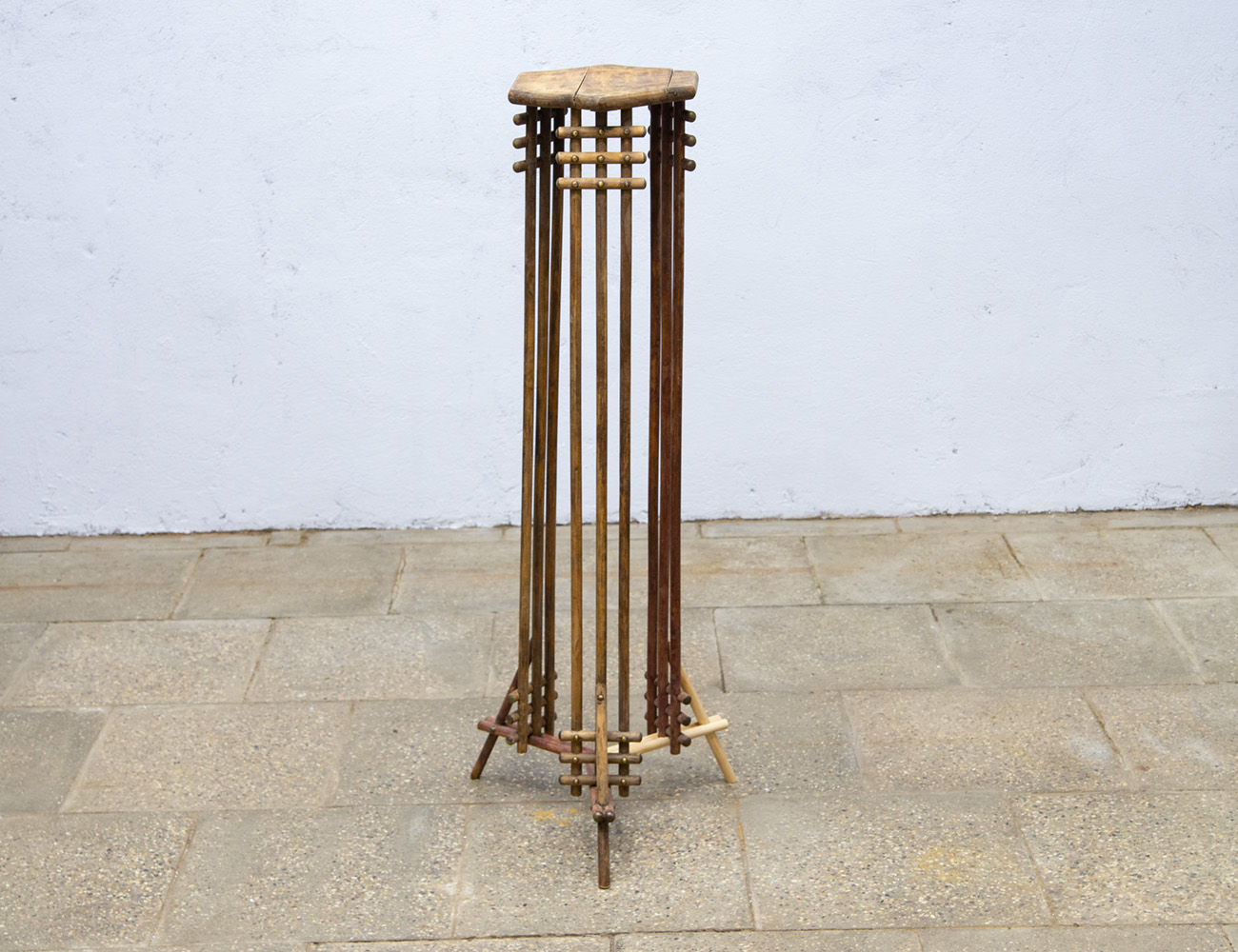 Старинная жардиньерка, Финляндия