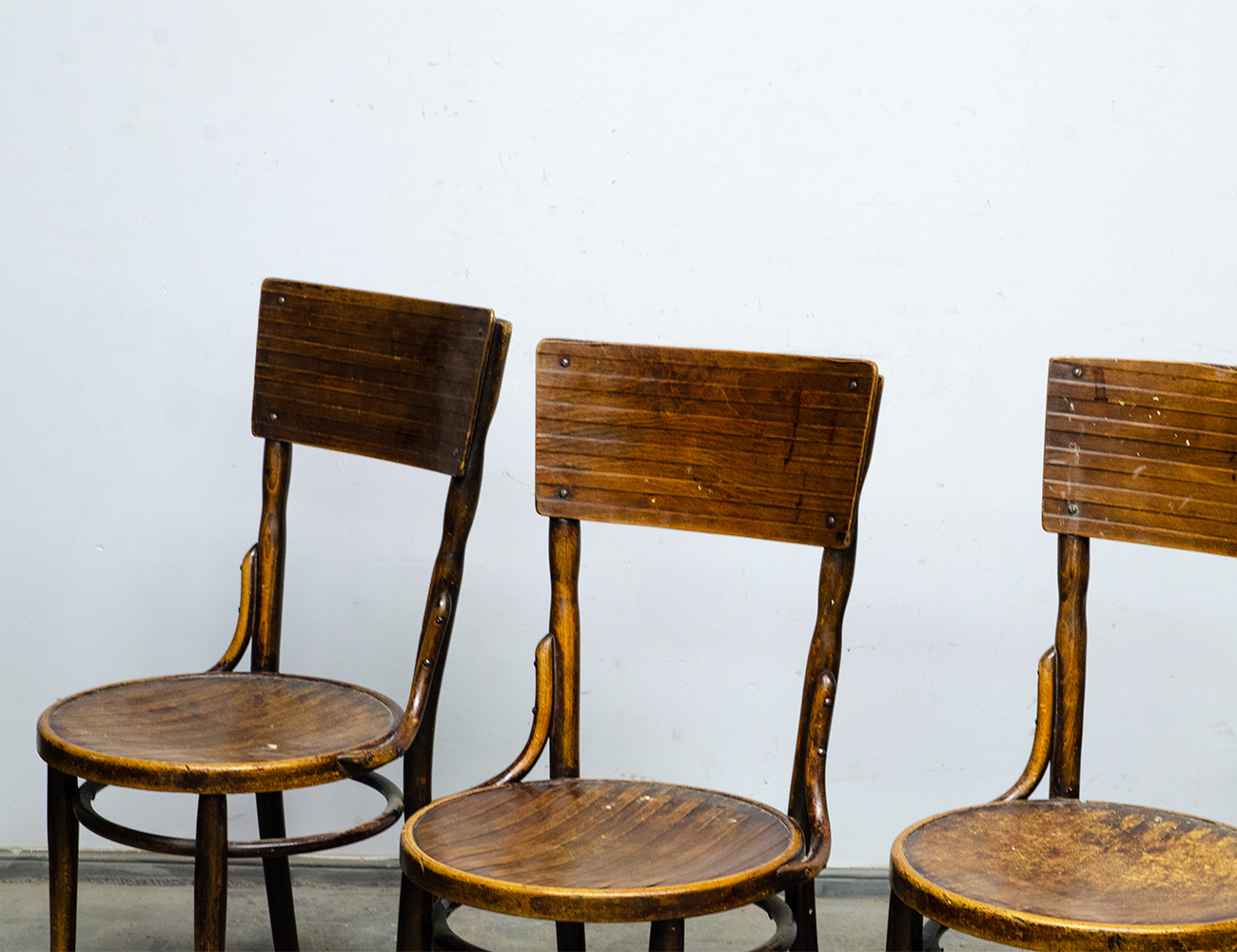 Старинные венские стулья, Radom