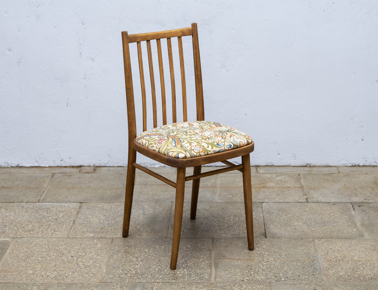 Винтажный стул (после реставрации)