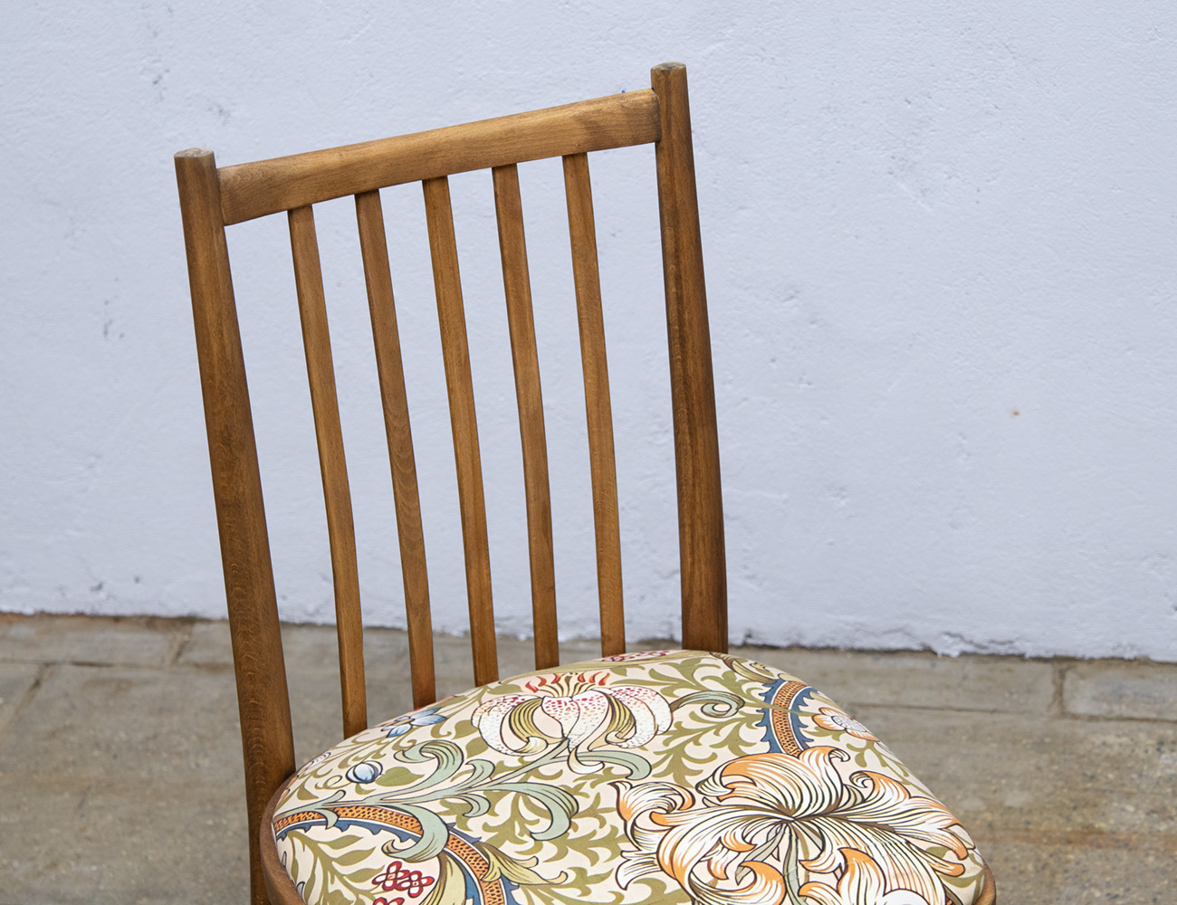 Винтажный стул (после реставрации)