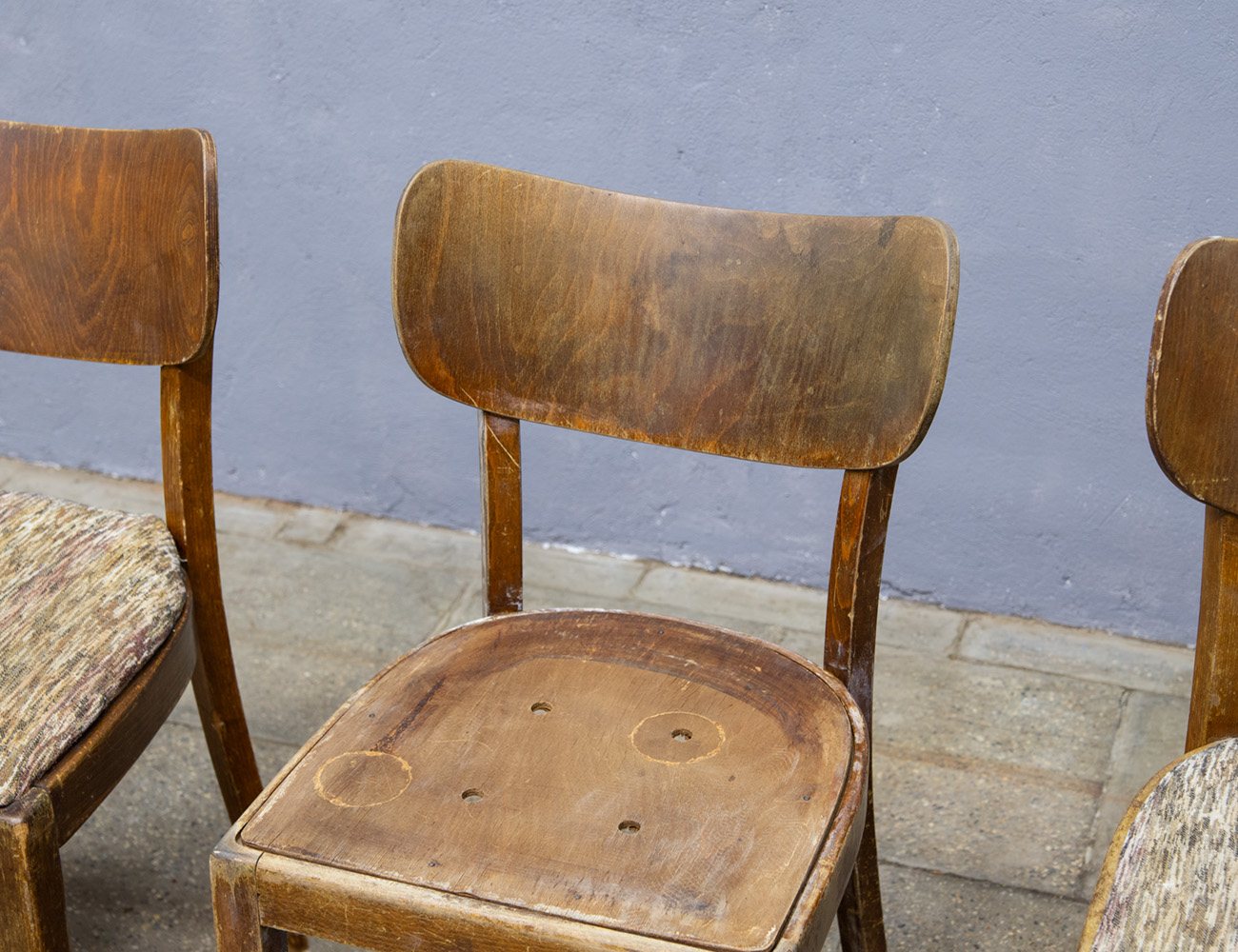 Винтажные ореховые стулья