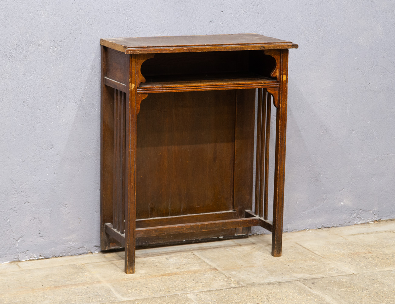 Старинная дубовая консоль, модерн