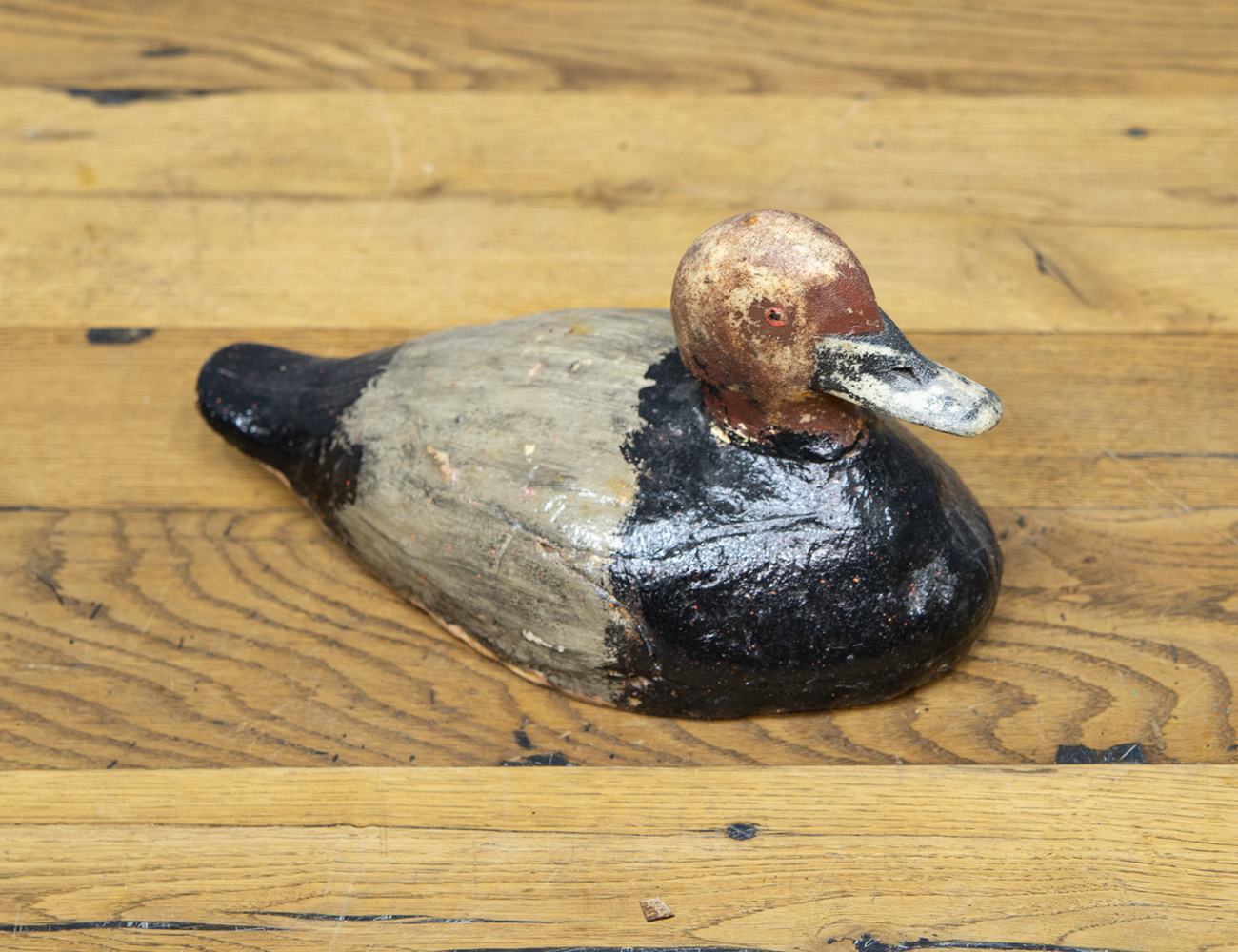 Винтажная охотничья подсадная утка