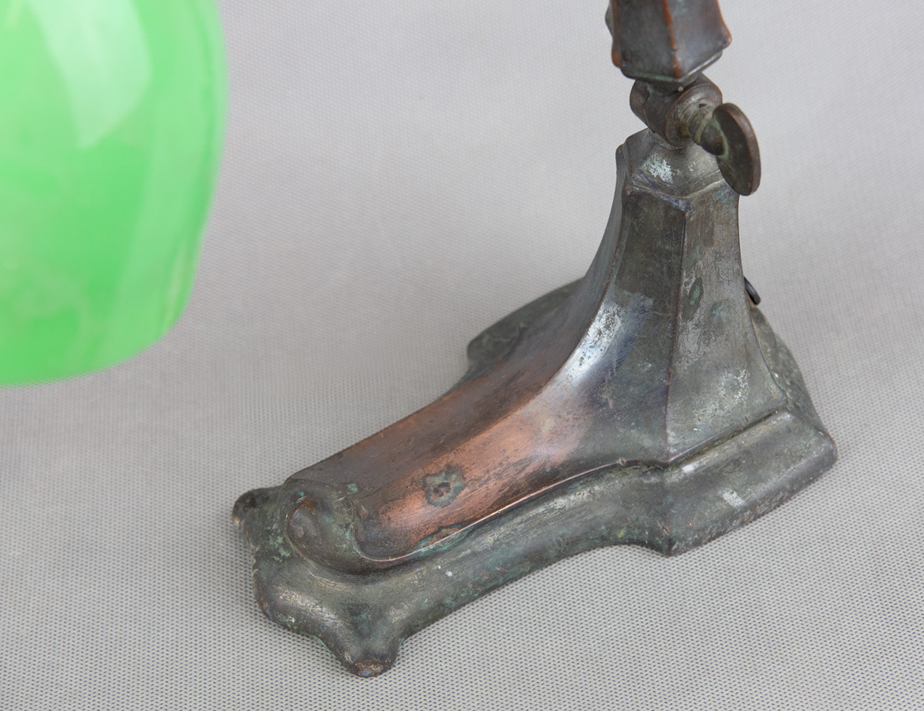 Старинная конторская настольная лампа