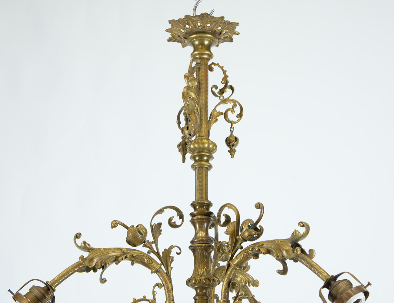 Старинная бронзовая люстра на 3 рожка