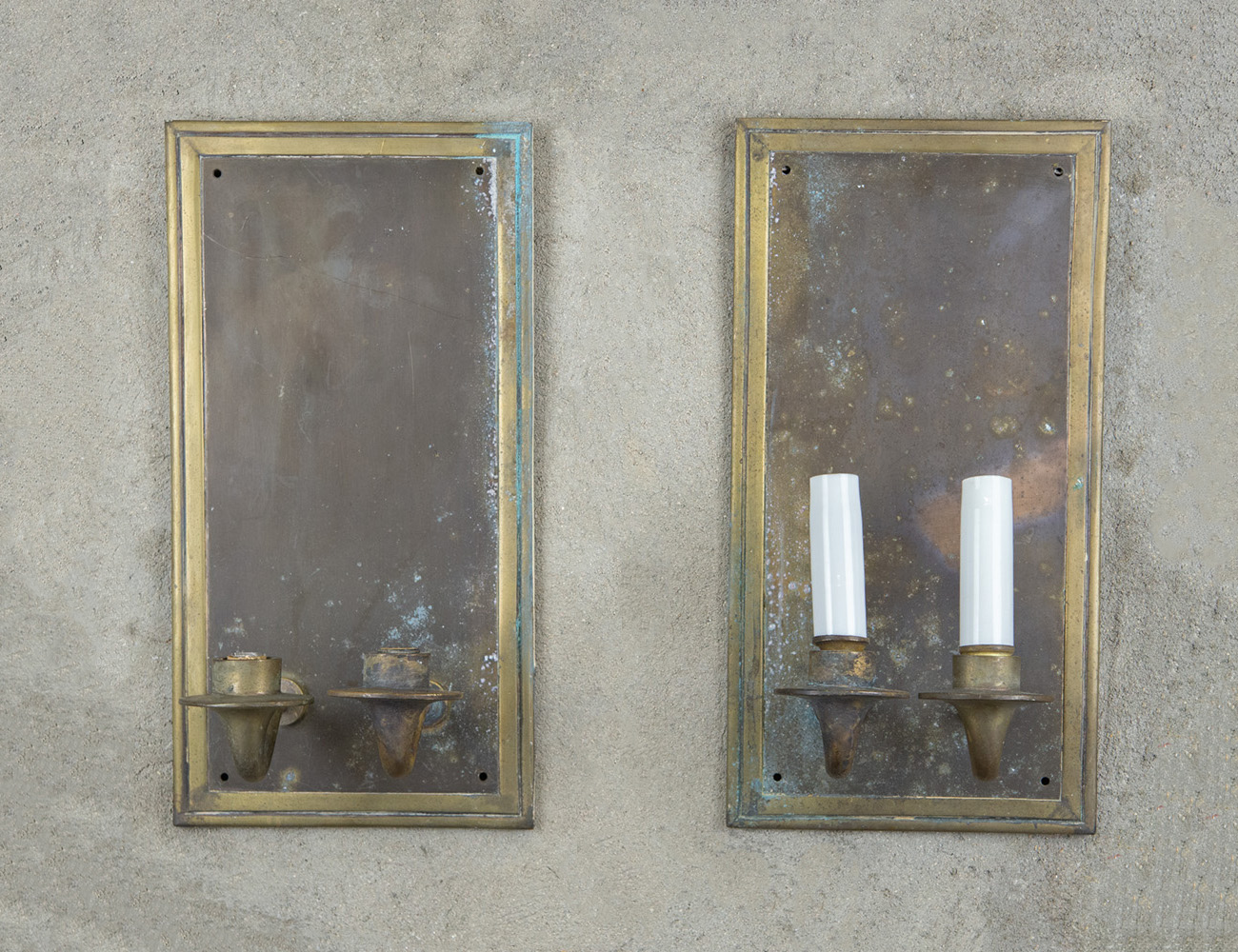 Пара бронзовых бра в стиле ар деко