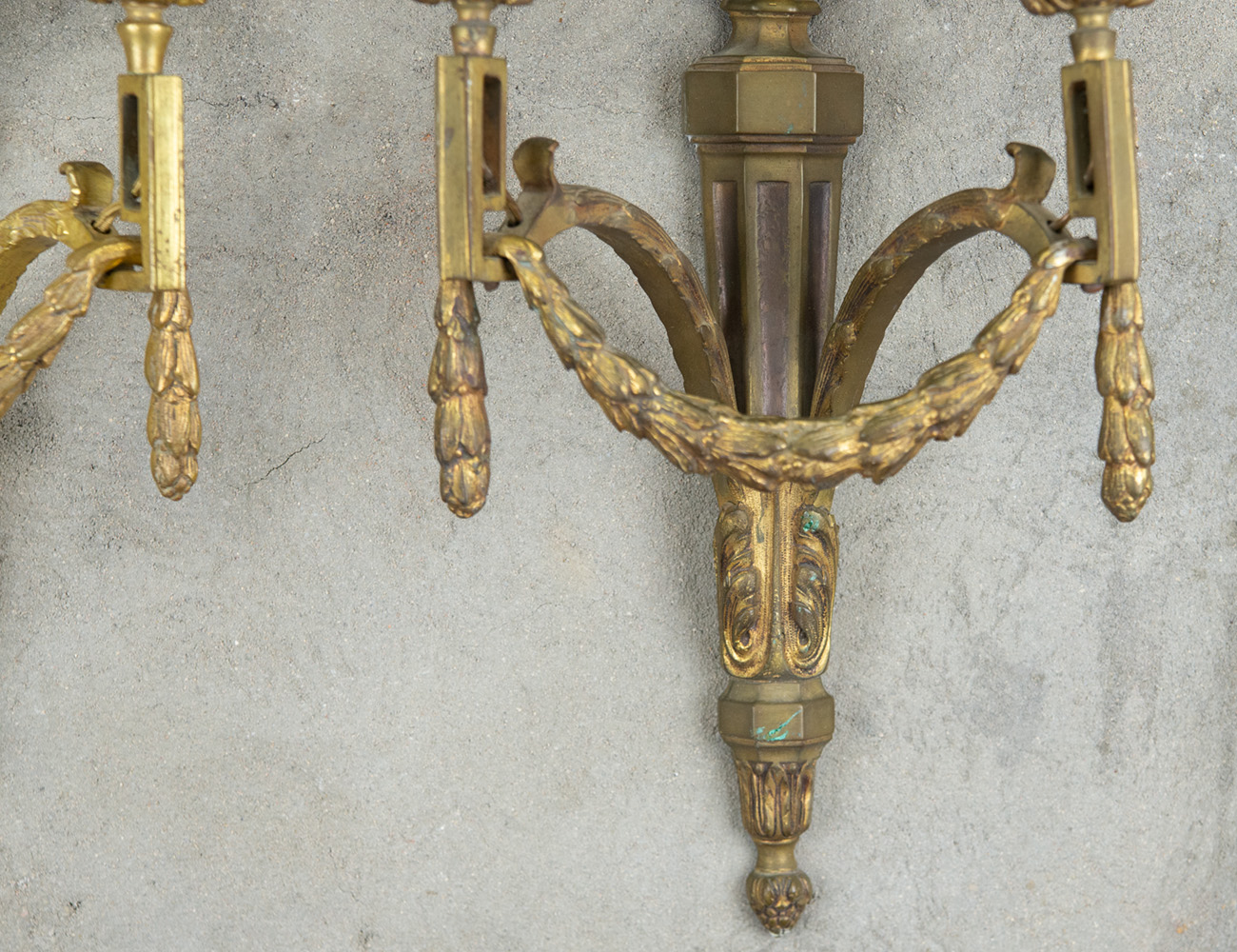 Пара старинных бра