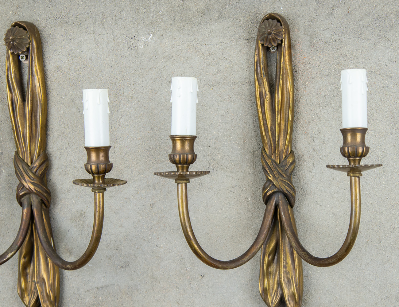 Пара старинных бра