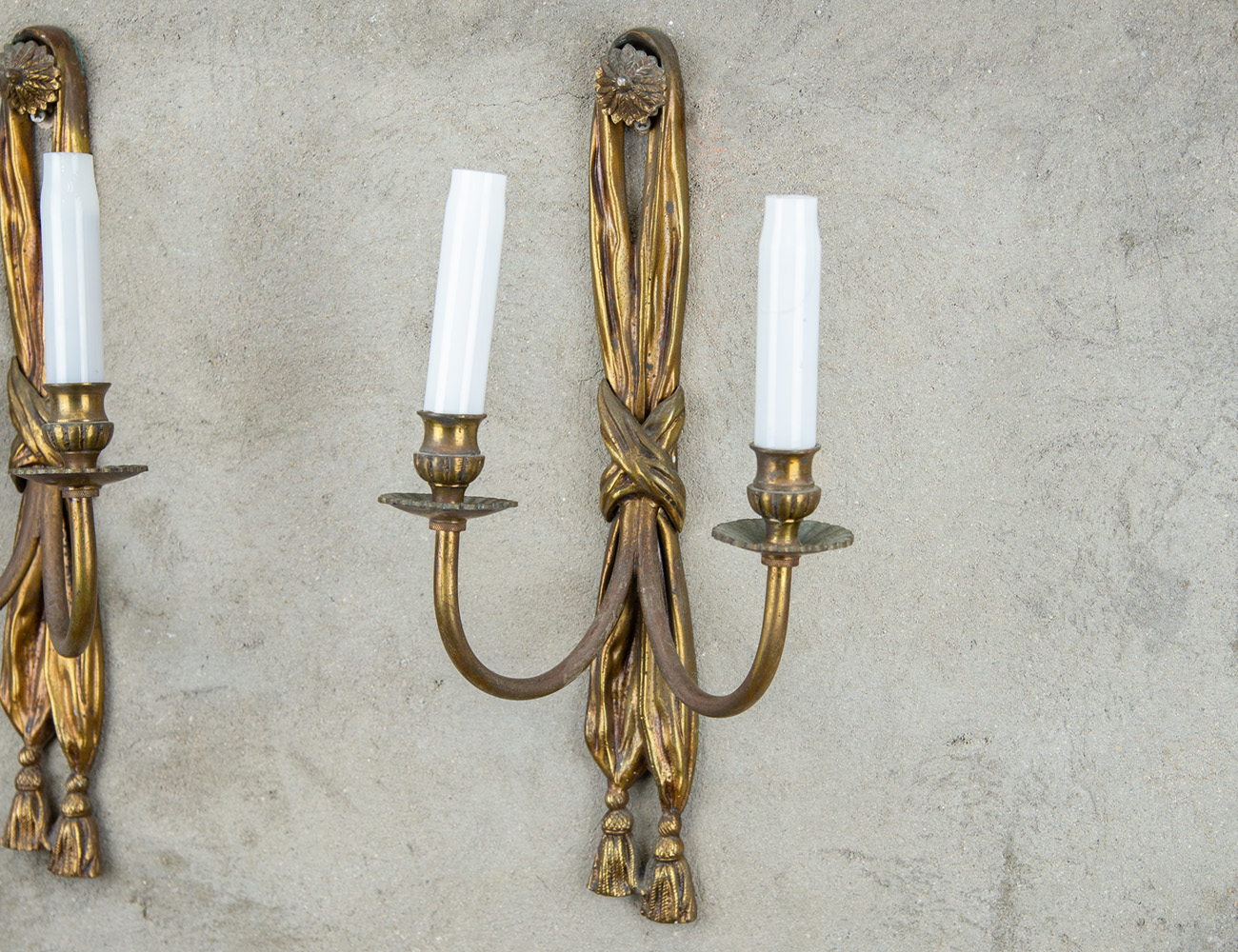 Пара старинных бра