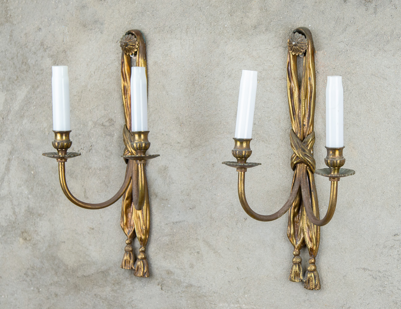 Пара старинных бра