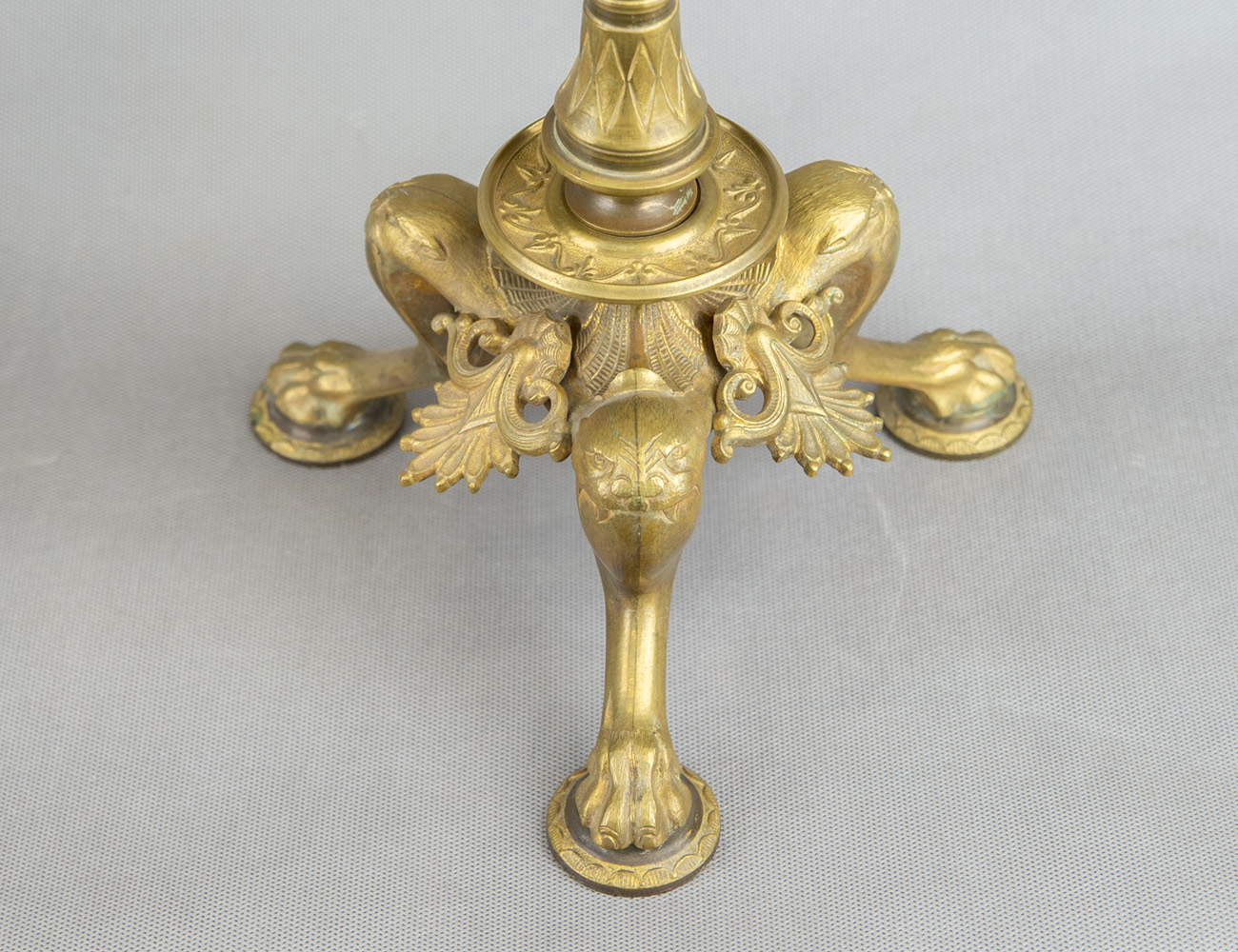 Пара антикварный канделябров