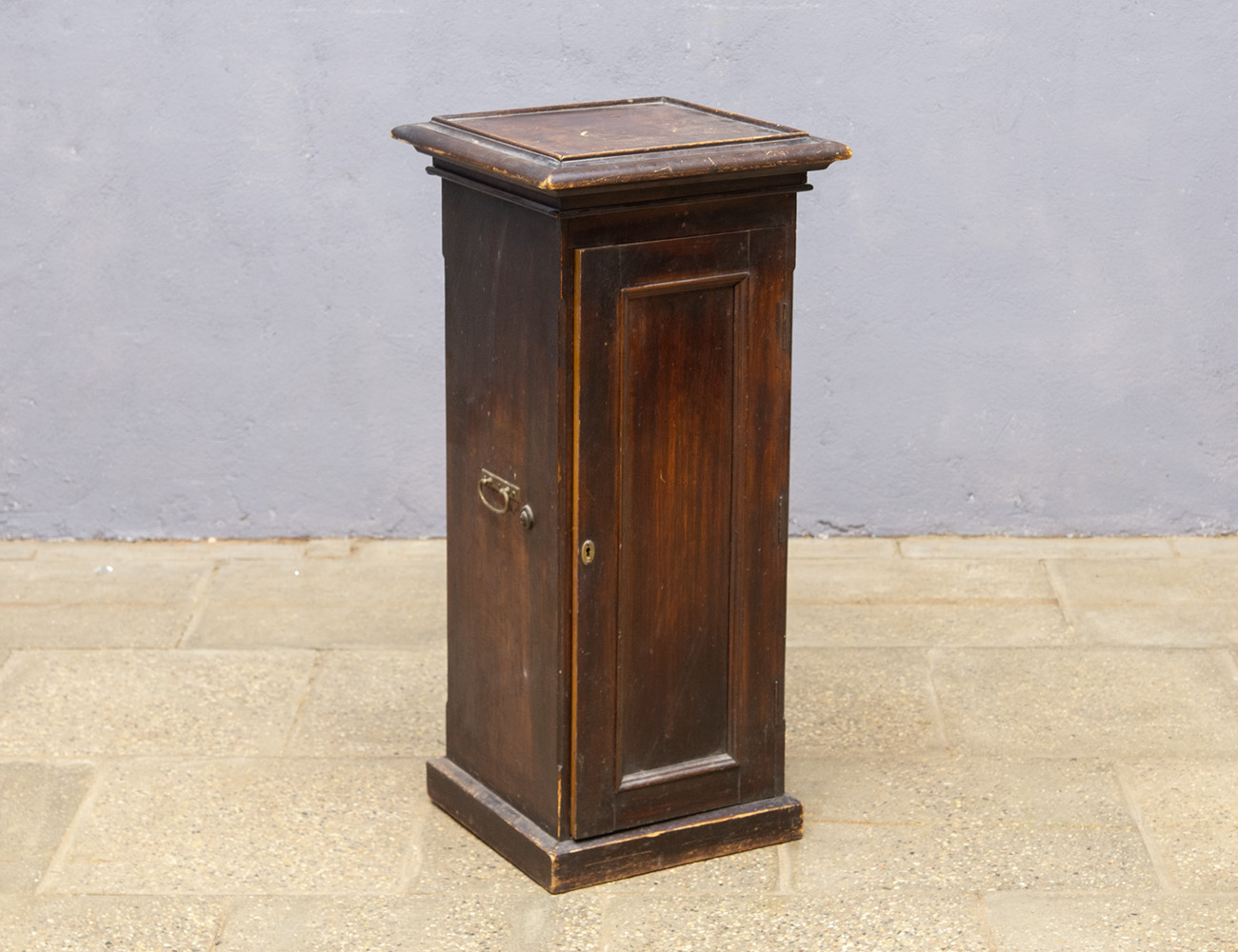 Старинная конторская тумба с ручками