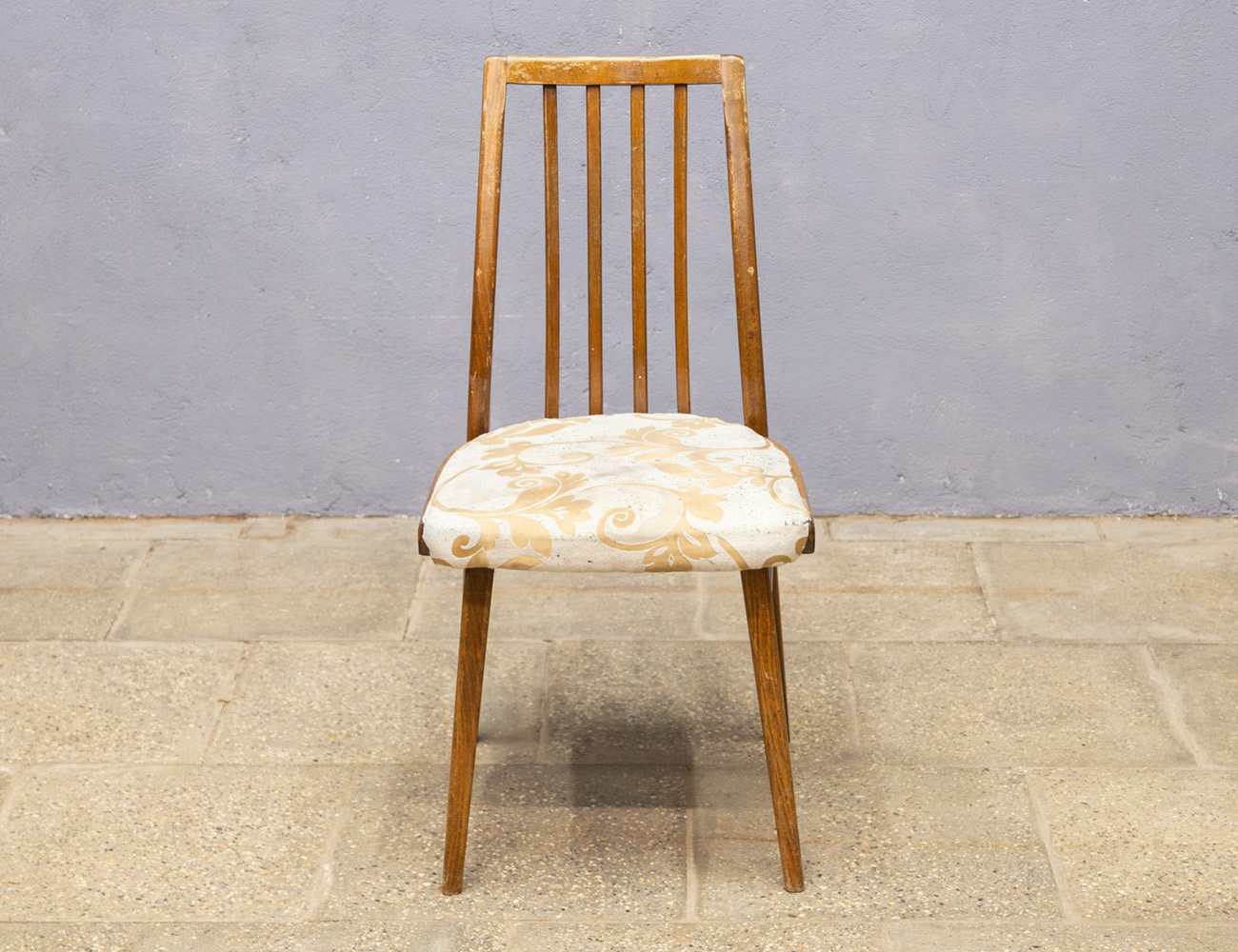 Винтажный стул