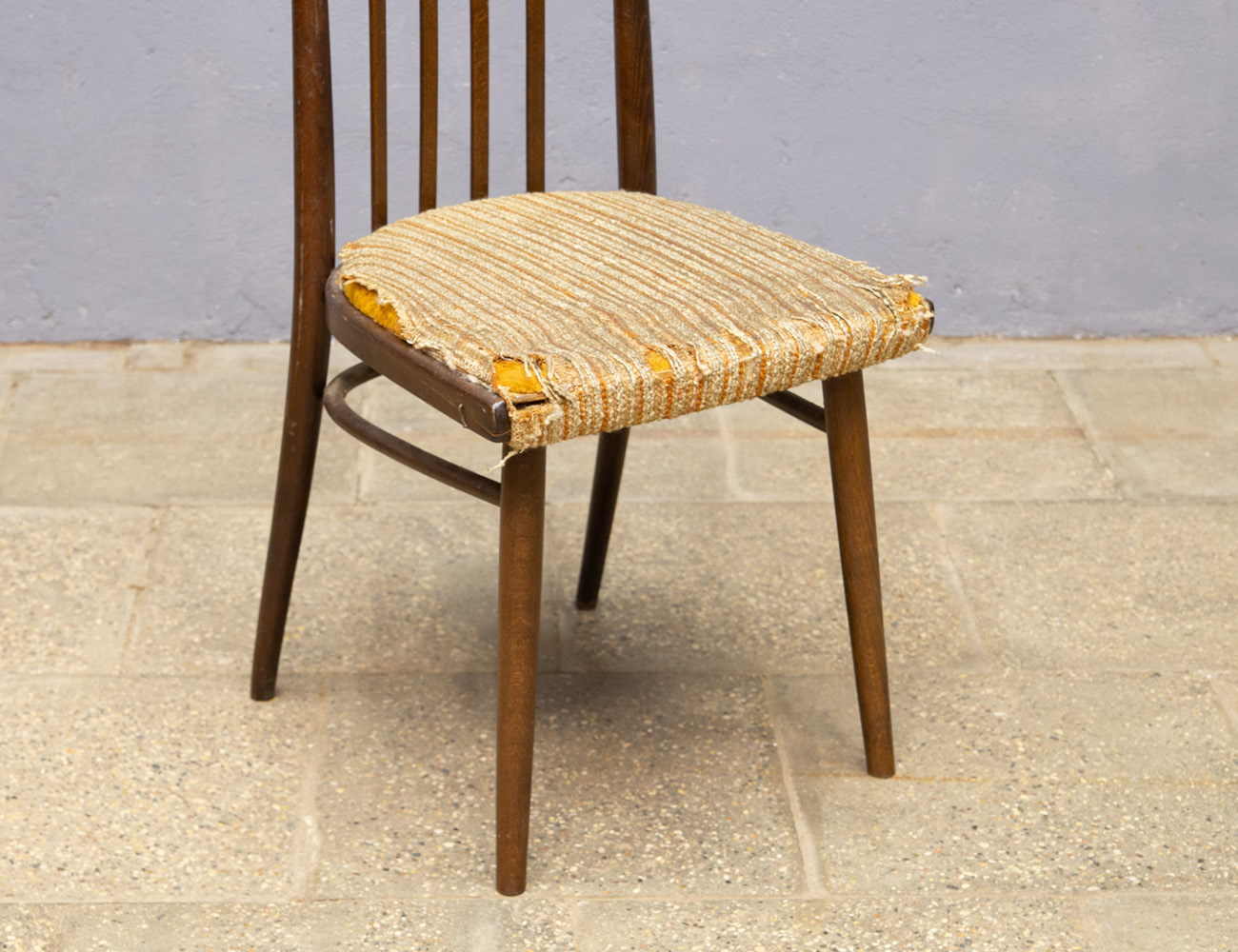 Винтажный стул