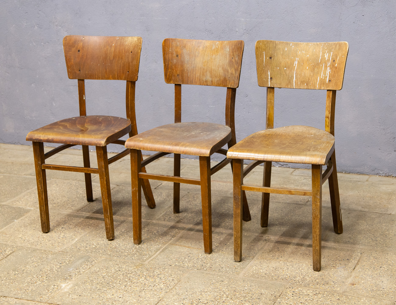 Витнажные стулья, Лигна