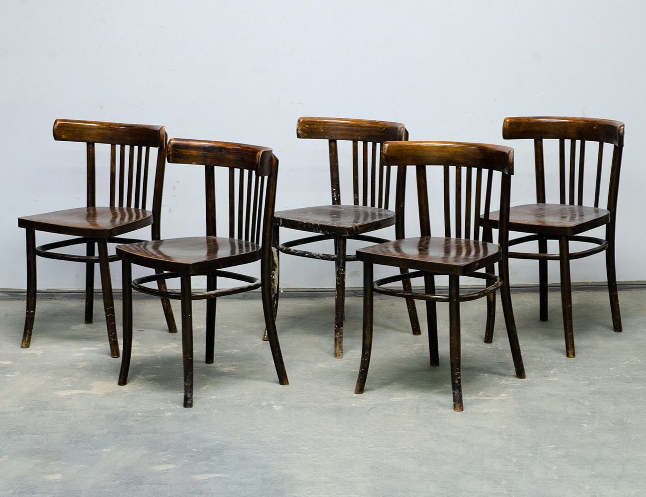 Старинные венские стулья