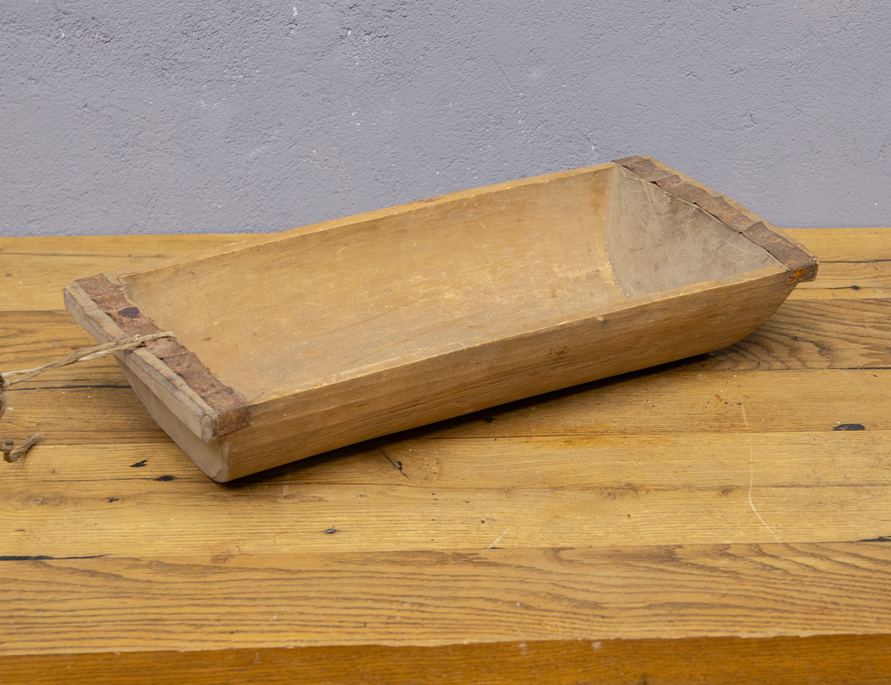 Старинное долблёное корыто