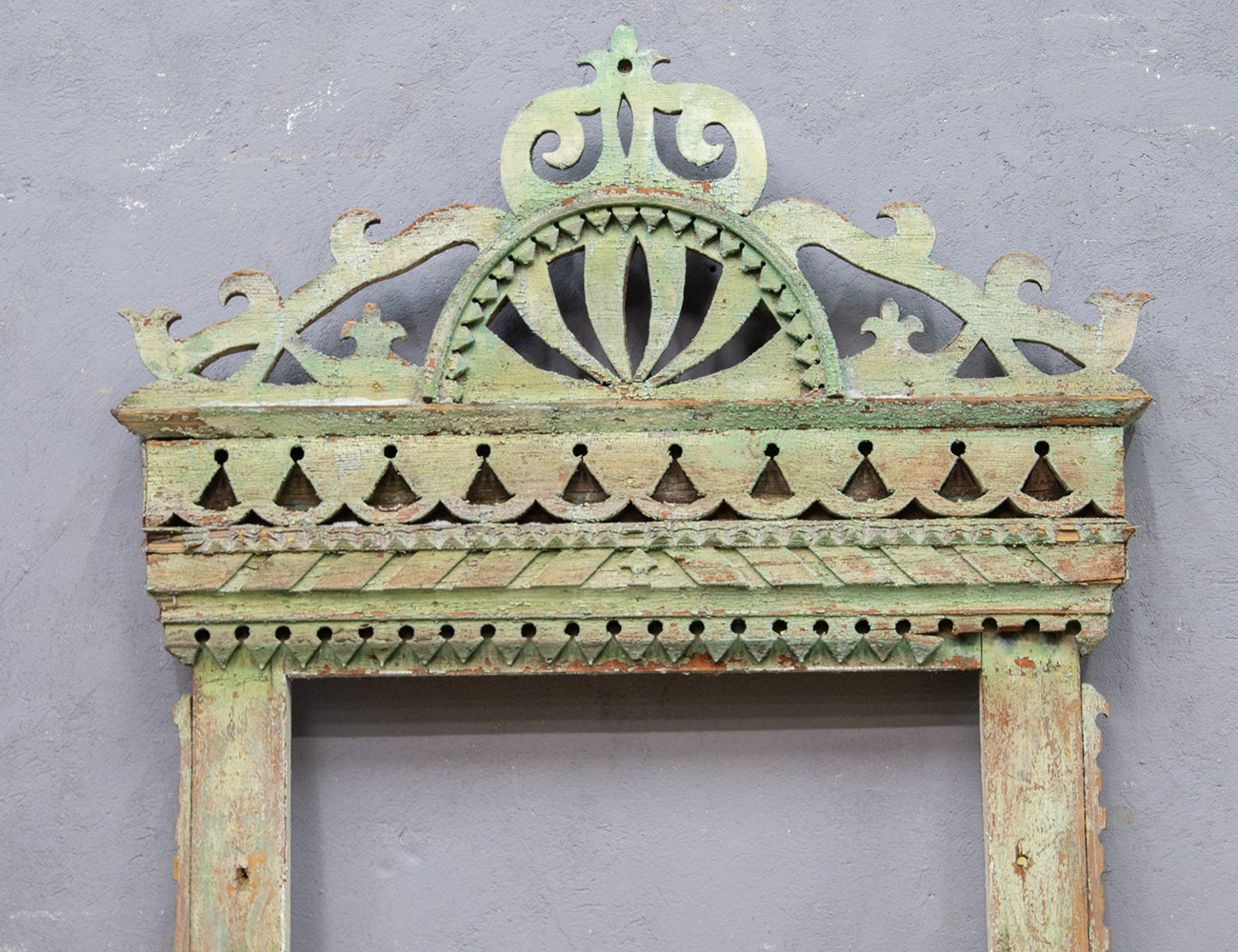 Старинный наличник