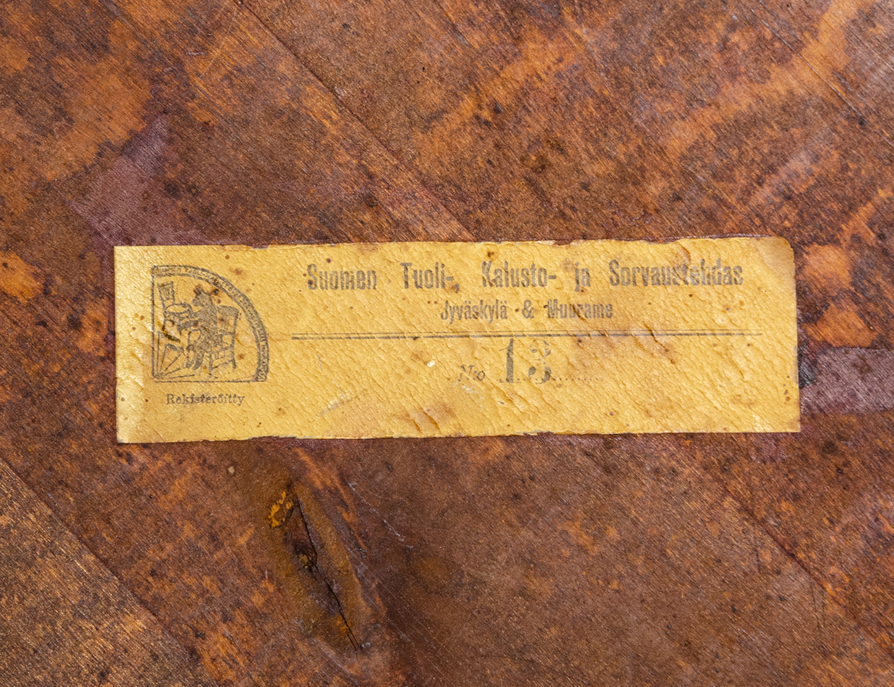 Старинный финский чайный стол