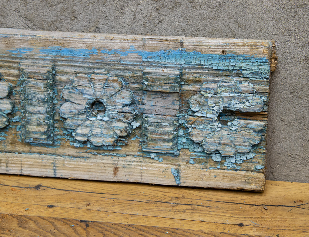 Элемент старинного наличника