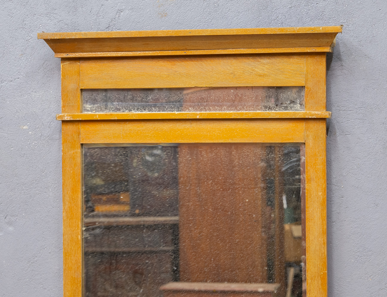 Старинное зеркало