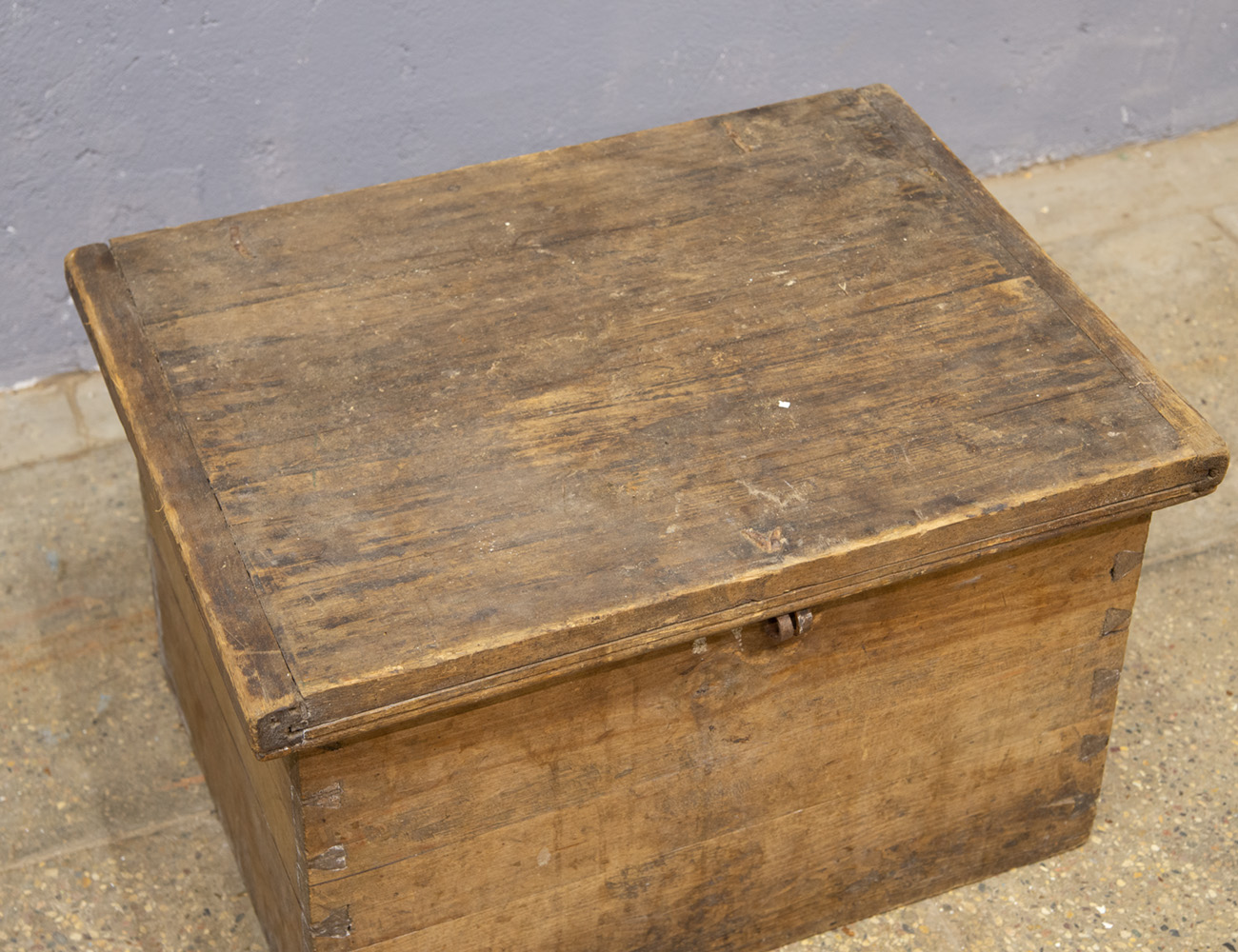 Старинный сундук