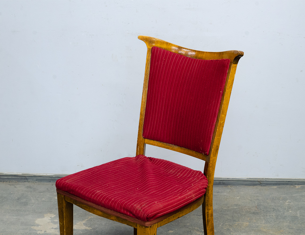 Винтажный стул