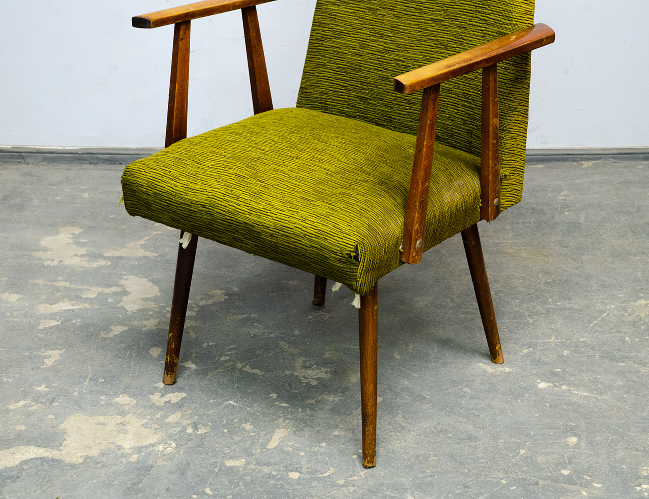 Винтажное кресло