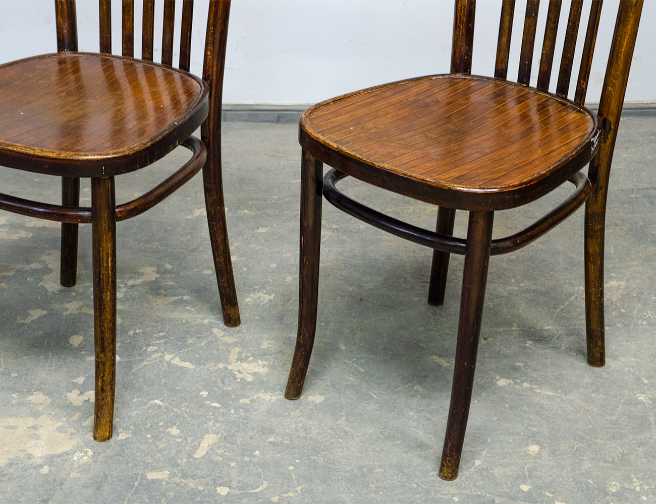 Старинные венские стулья