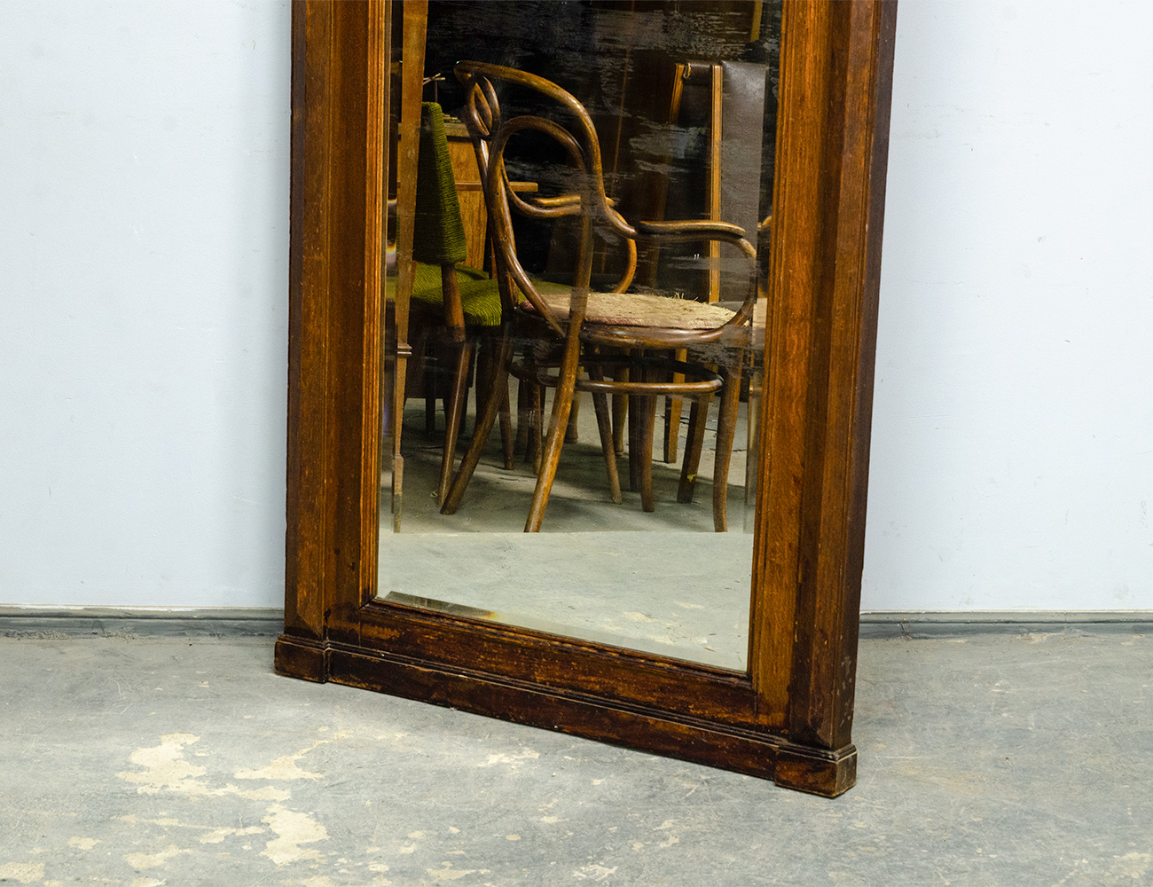 Антикварное зеркало с головами, 19 век