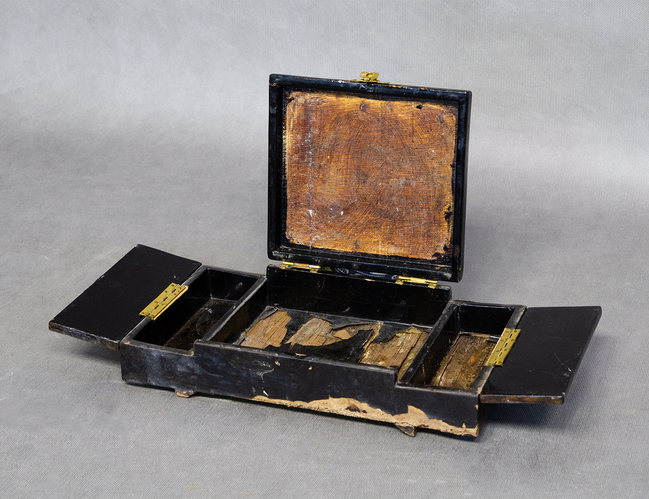 Винтажная шкатулка в стиле шинуазри