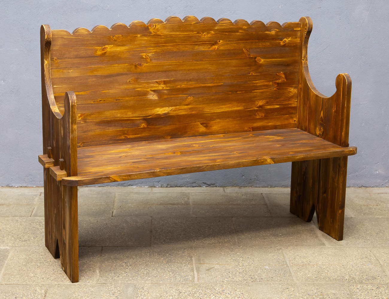 Лавка со спинкой