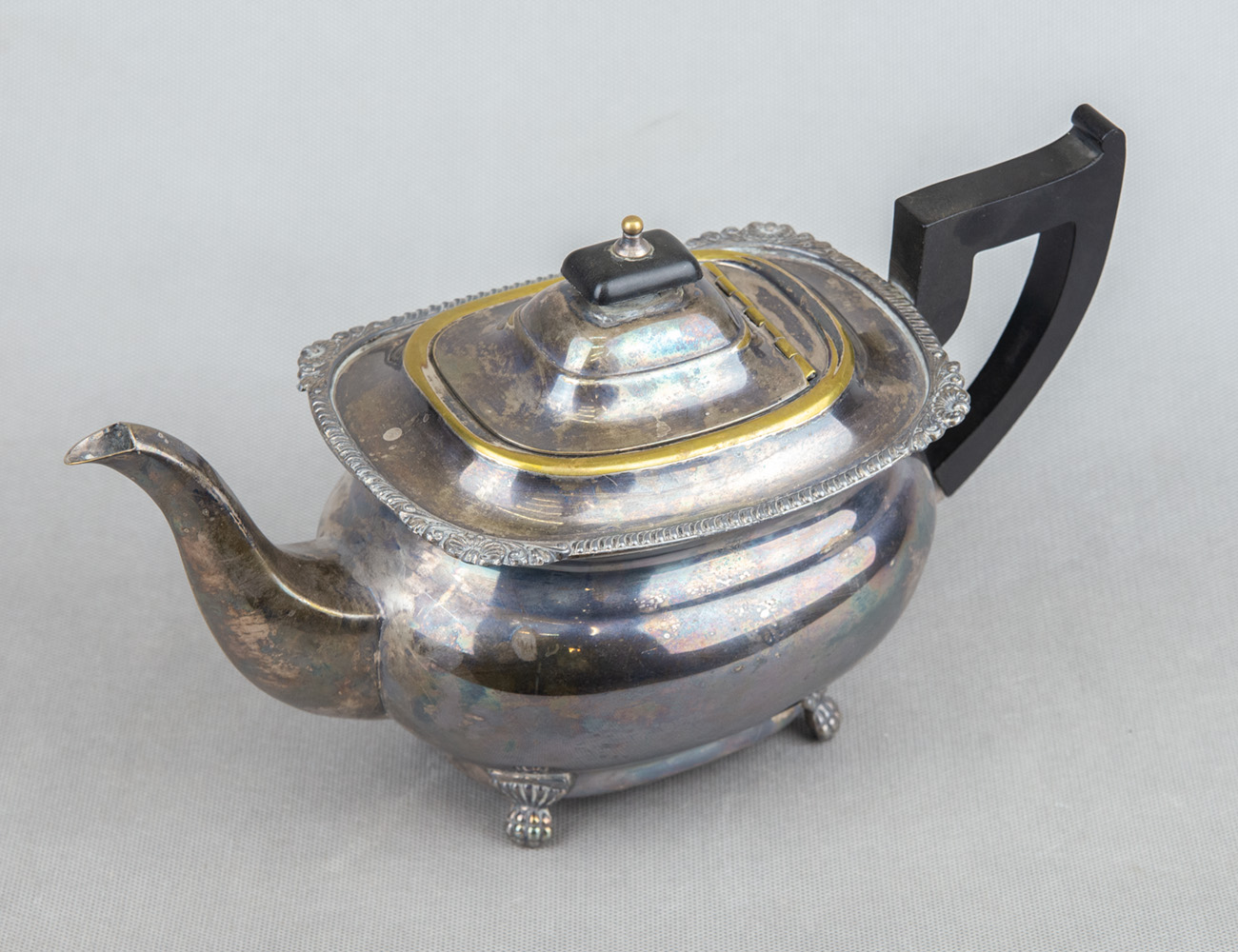 Старинный aнглийcкий чайник