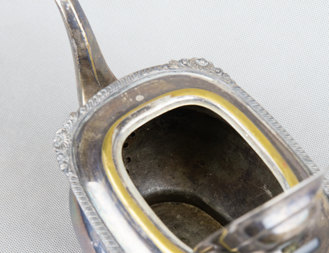 Старинный aнглийcкий чайник