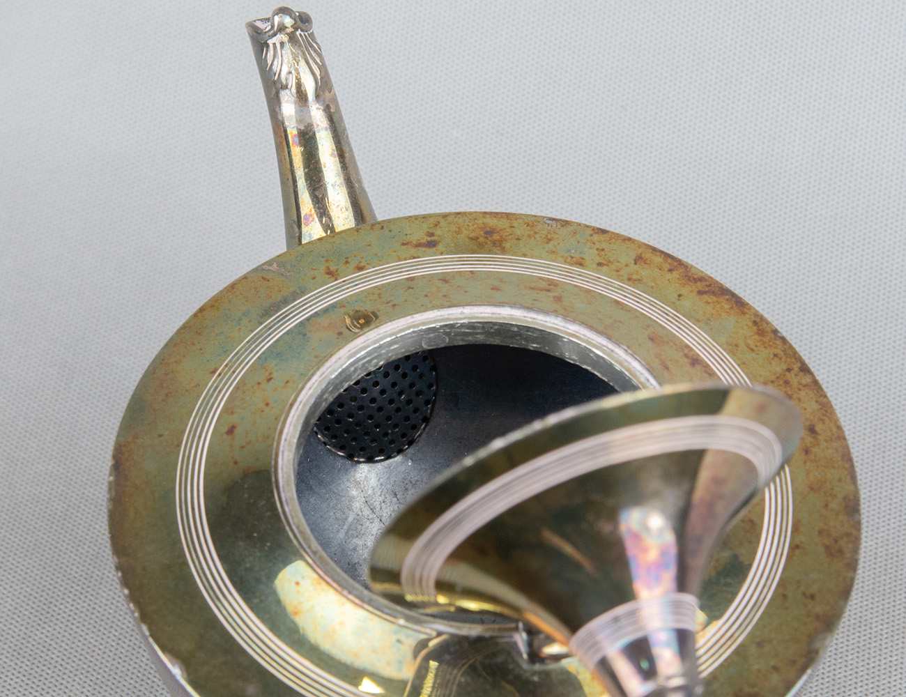 Старинный посеребренный чайник, Ноvard аnd son