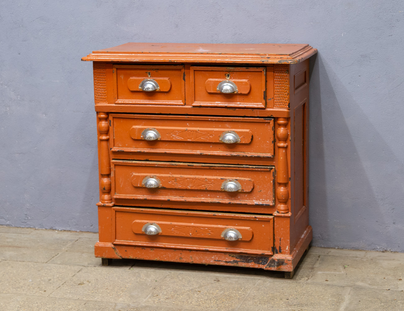 Старинный комод