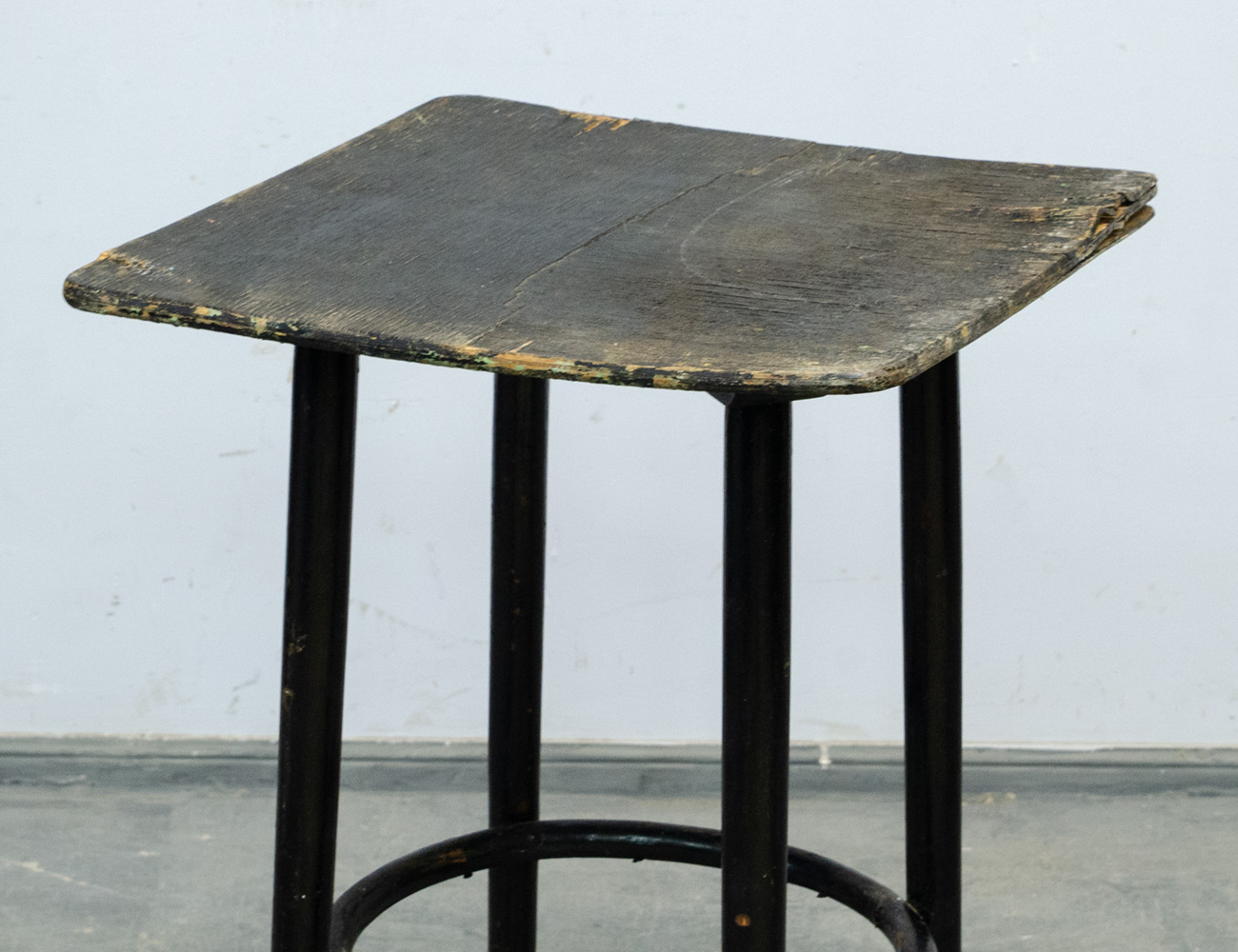 Подносный стол №9 Братьев Тонет