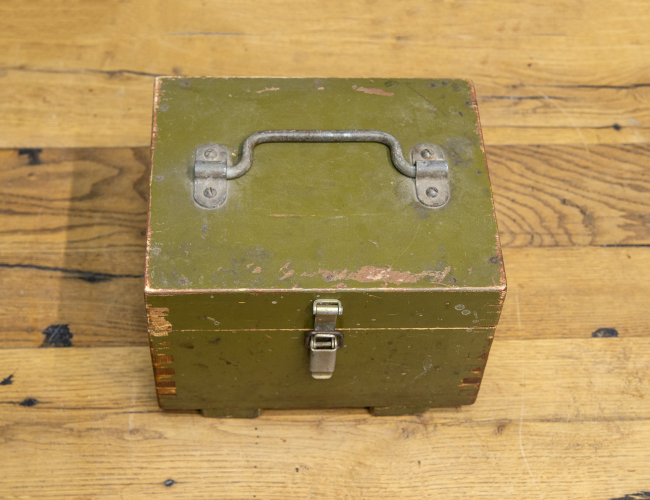 Старинный ящик
