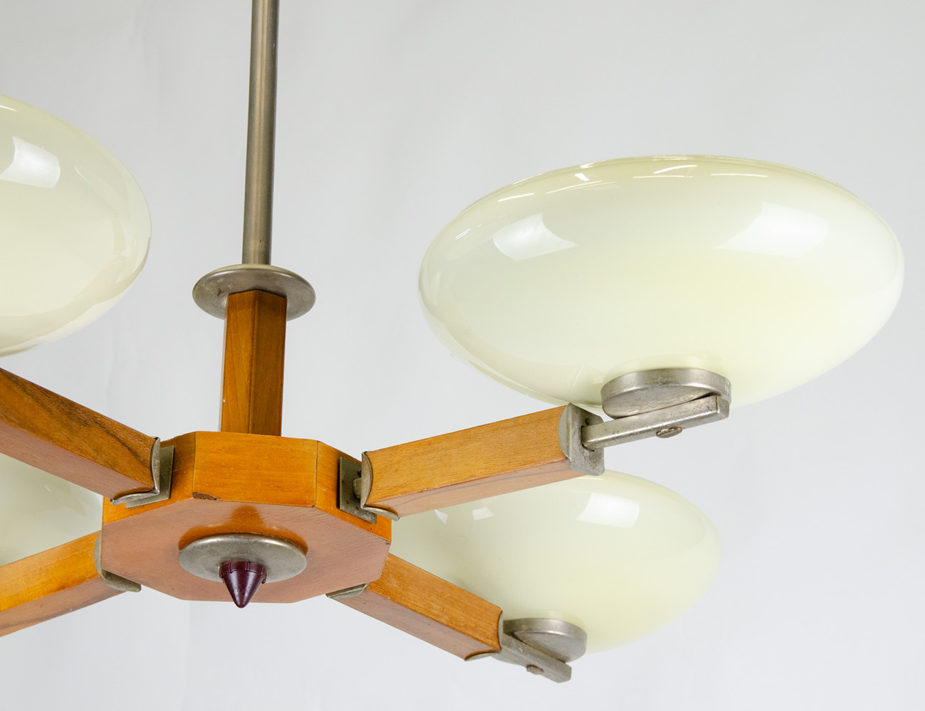 Винтажная люстра в стиле ар-деко