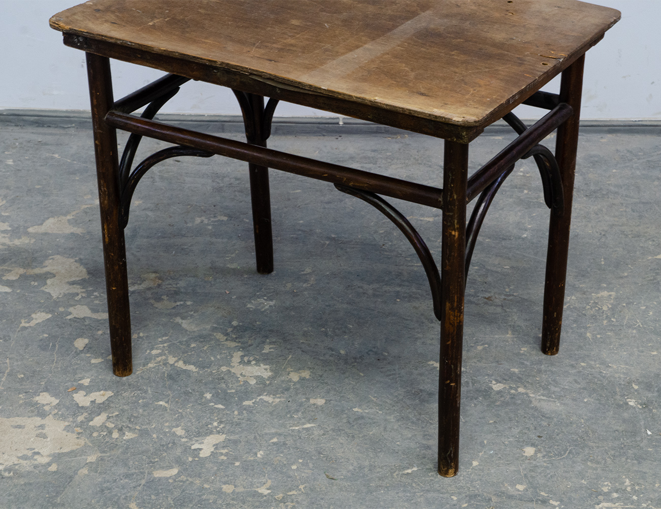 Старинный венский гостиный столик