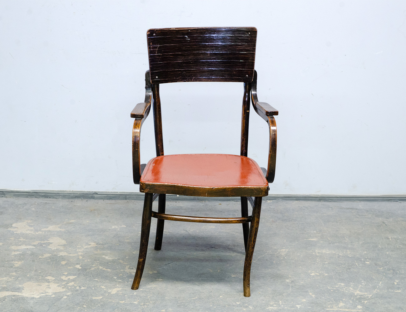 Старинное венское кресло, Radom