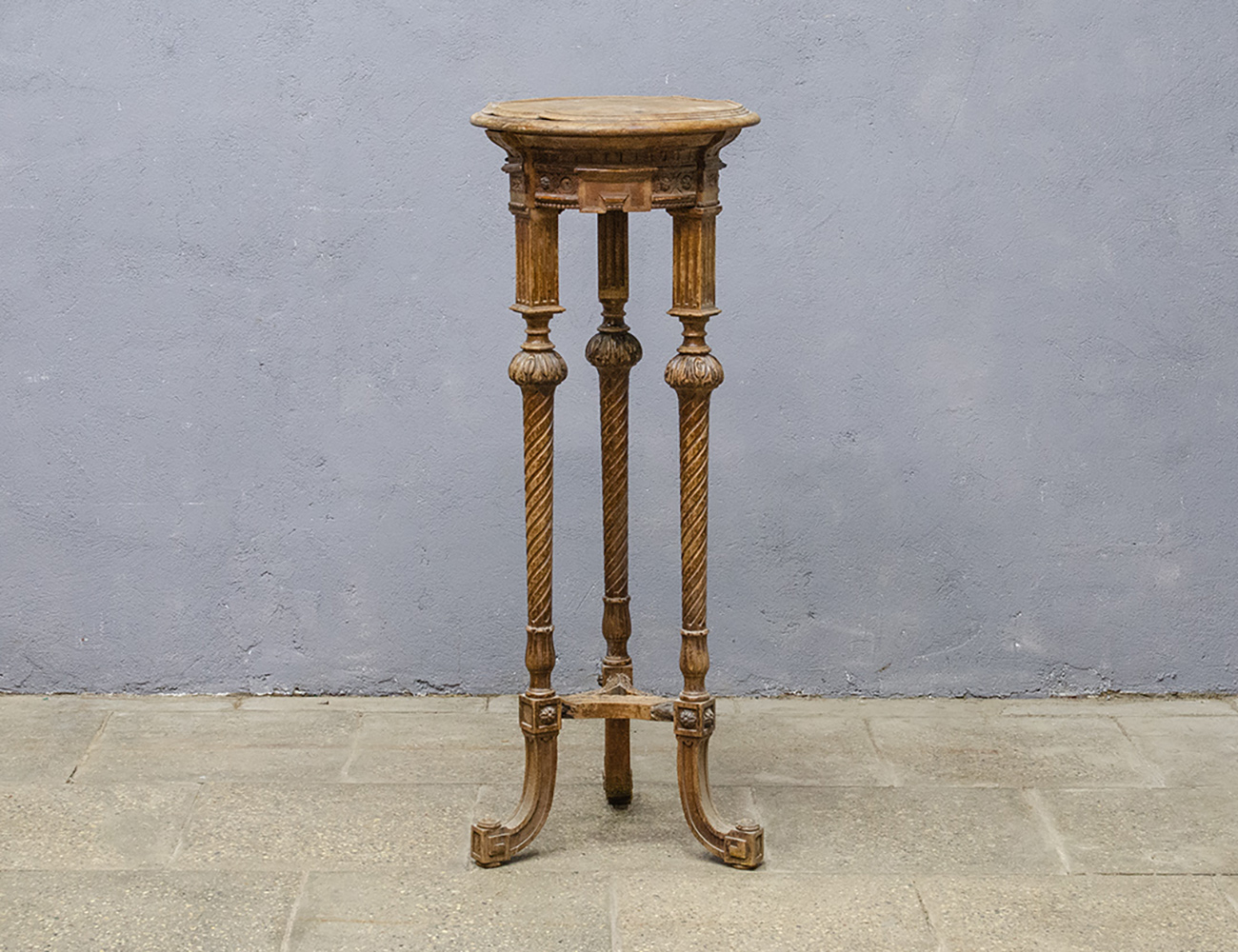 Антикварная жардиньерка 19 века