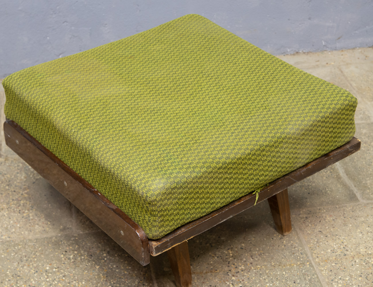 Винтажный пуф к дивану, Чехословакия