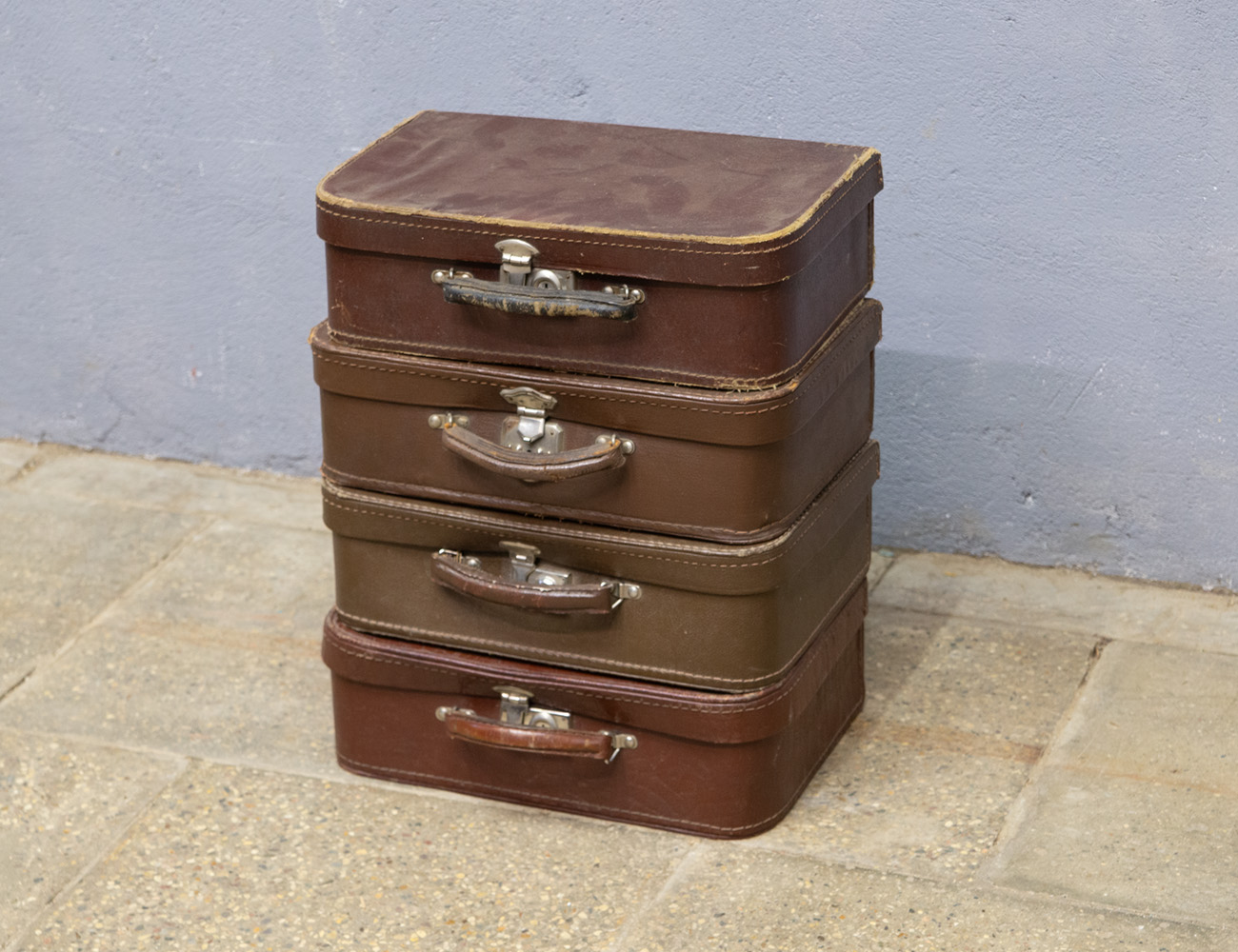 Старинные чемоданы-балетки