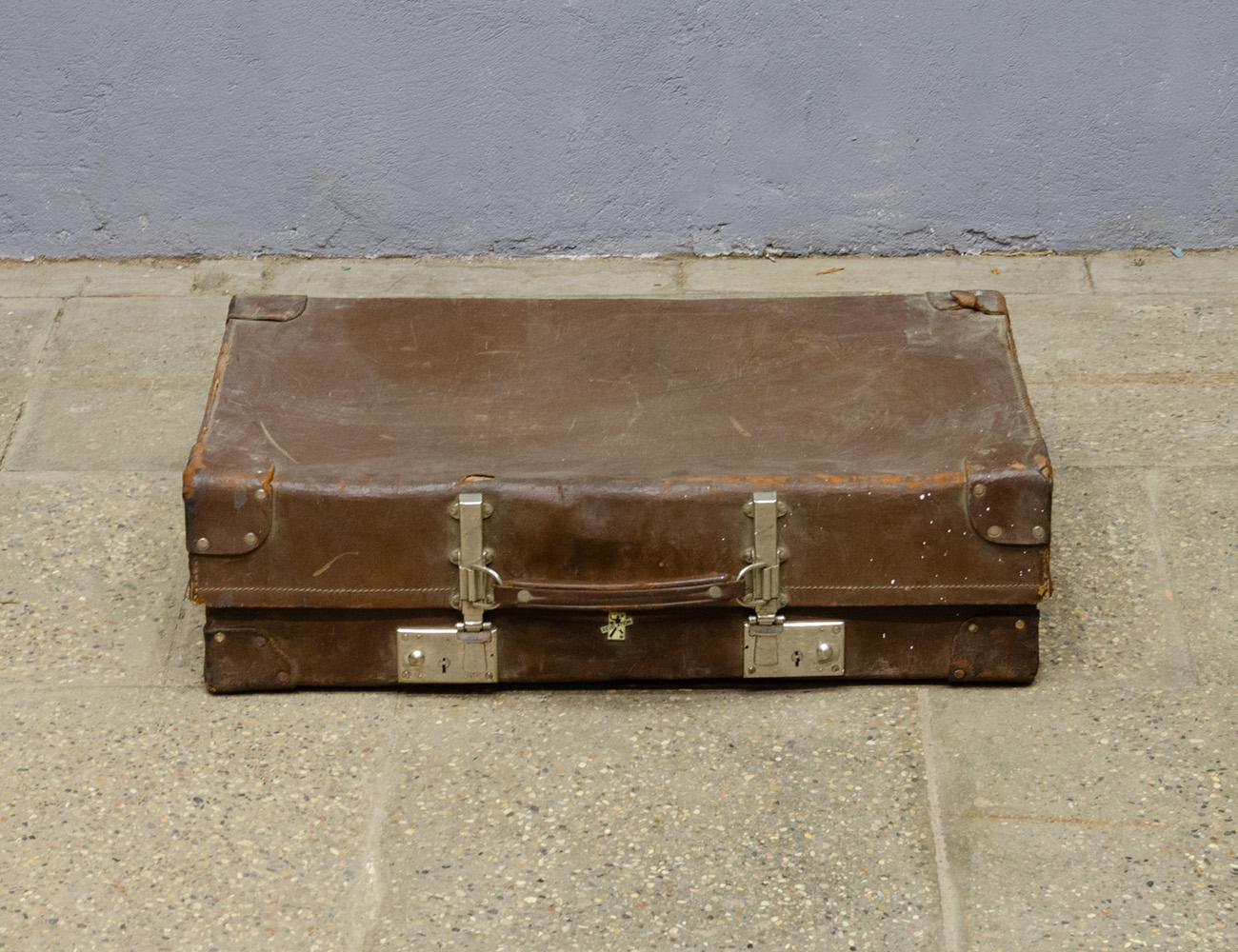 Старинный чемодан
