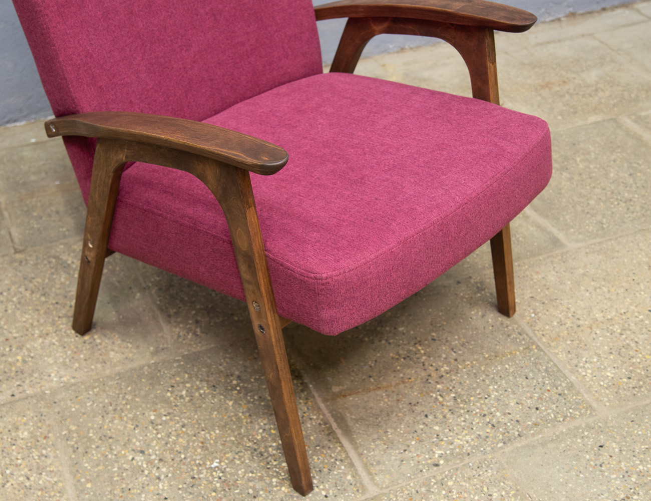 Винтажное кресло (после реставрации)