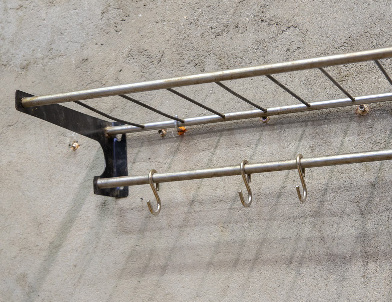 Винтажная вешалка