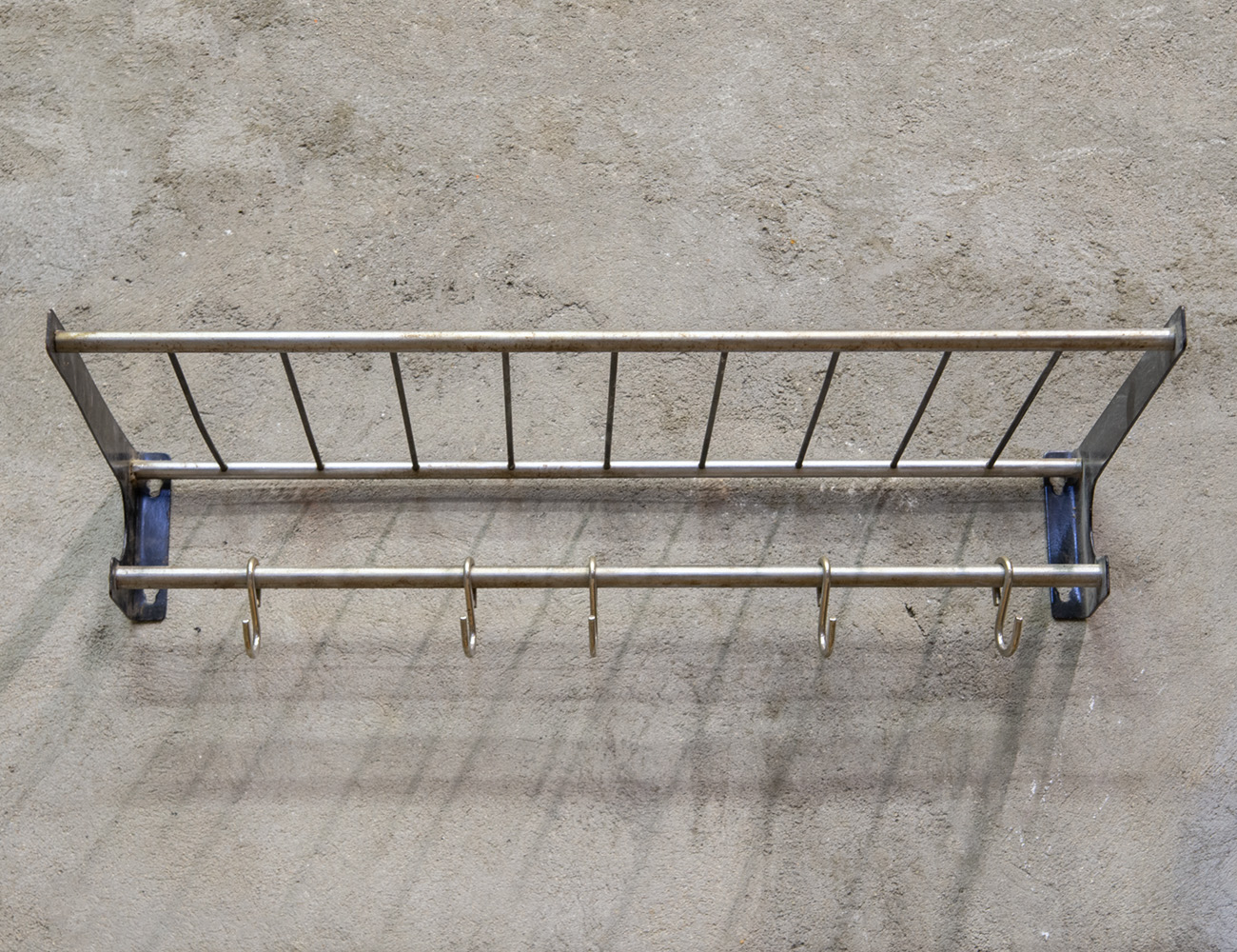 Винтажная вешалка